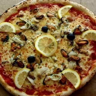 Pizza Fruit De Mer