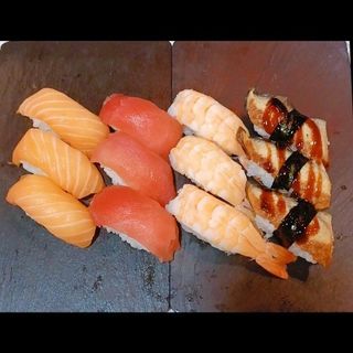 129. Sushi Adachi  (12 Pzs.)