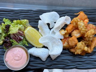 Мікс морепродуктів в темпурі (240г)