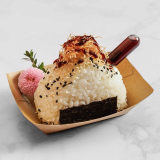 26. Onigiri gambero fritto