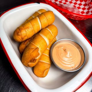 Tequeños con Mayo Chipotle