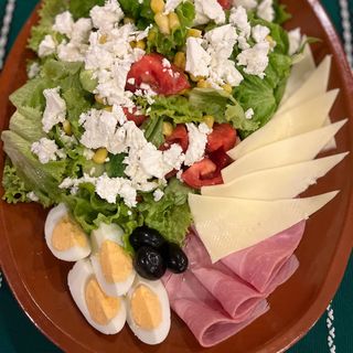 Салата голяма берта (700г)