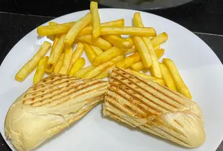 Panini Spécial Poulet & Viande Hachée