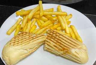 Panini Spécial Poulet & Viande Hachée