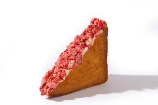 Ghost strawberry sando