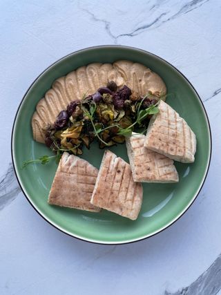 Hummus Vegan cu Capere 