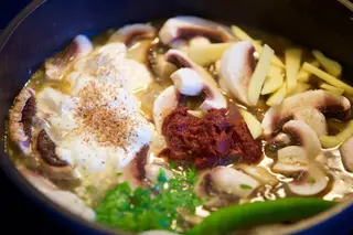 Verduras variadas en salsa