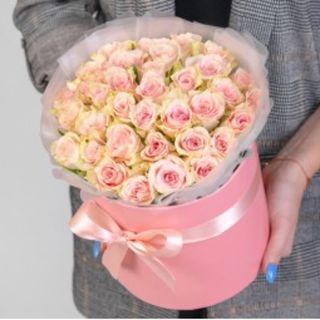 Cutie Cu Trandafiri Roz