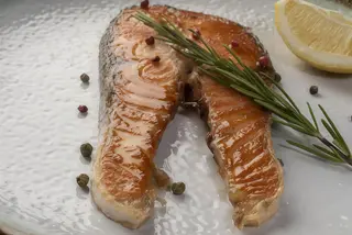 SALMON A LAS PLANCHAS