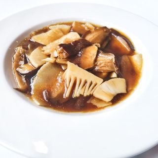 55. Funghi bambù saltato