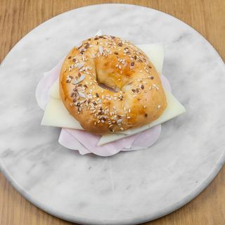 Bagel De Pavo Y Queso