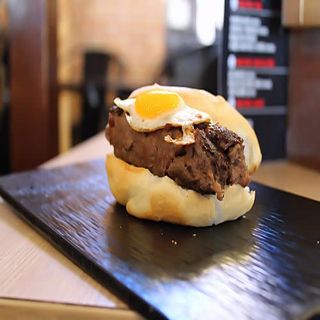 Montadito Especial Pingüi