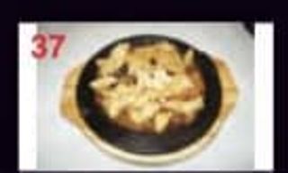 37 Pollo funghi bambu