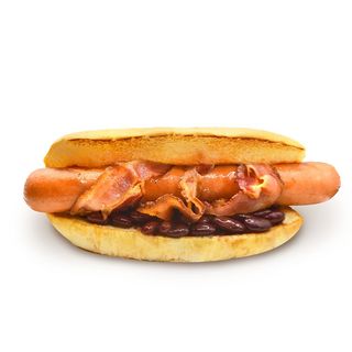 Chili hot dog