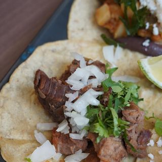 Tacos De Bistec (4 Uds.)