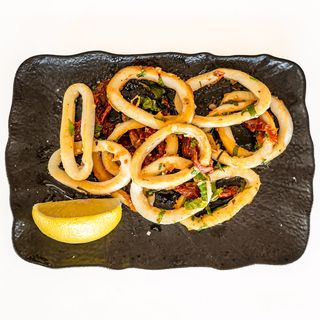 Калмари по средиземноморски (150г)