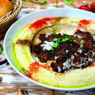 Hummus kebab vita halal