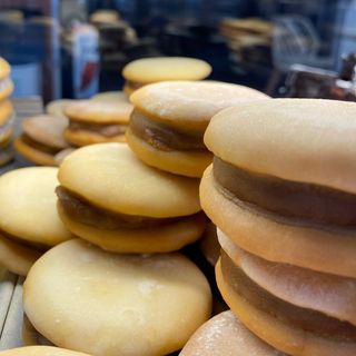 ALFAJOR CORDOBES RELLENO DE DULCE DE LECHE