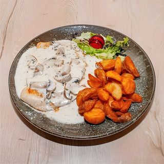 Pileći file u sosu od gljiva