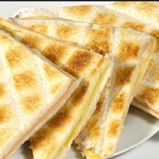 Tostado de jamón y queso 