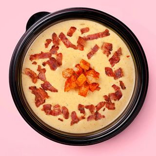 Сирний суп з беконом