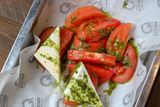 Салата от сирене и два домата (350г)
