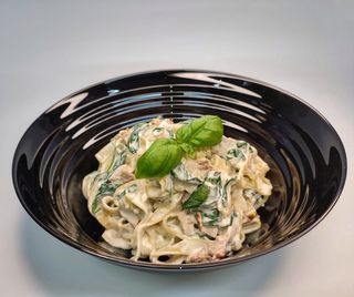 Tagliatelle spinaci z kurczakiem (ok.650gr)