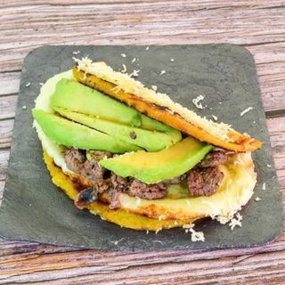 Cachapa Parrilla De Ternera