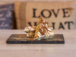 Домашна бисквитена торта с шоколад Нутела и маскарпоне