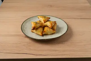 Самсы с телятиной (300г)