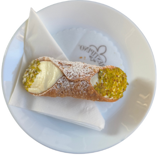 Cannolo siciliano ricotta