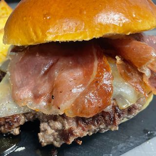 Hambuguesa La Vaca Española (Con Productos De La Tierra)