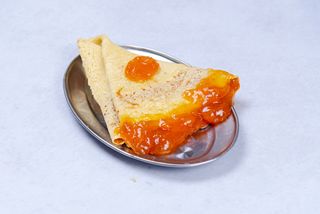 Slatka palačinka sa džemom