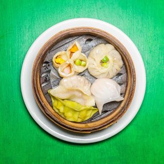 Ravioli misti al vapore