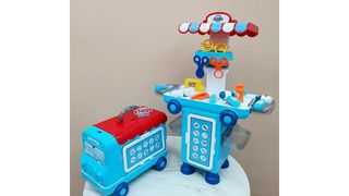 Игровой набор доктора в чемоданчике Автобус 36 деталей