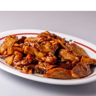 Pato Con Bambú Y Setas