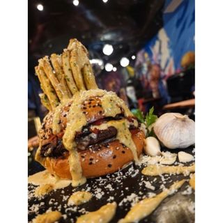 THE BOSS GARLIC BURGR 600g