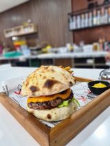 Burger Naan Steak