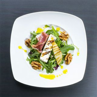 Ensalada Estilo Lorenzo (7.8.10)