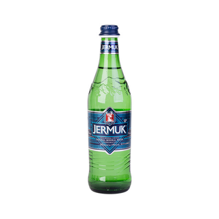 Apă minerală armenească Jermuk