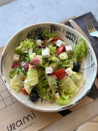 Салат сезонний