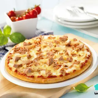 04. Pizza Atún