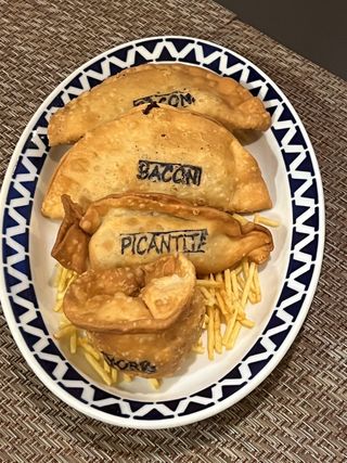 Empanada Caprese (1 Ud.)