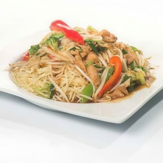 Combinado De Arroz Chaufa Con Tallarín Salteado