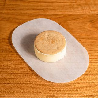 Biscotto gelato piccolo alla crema