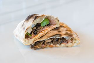 Calzone Pizzaiolo
