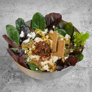 Ensalada De Queso De Cabra