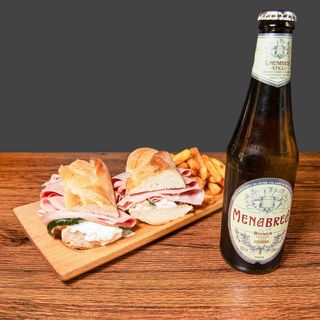 Menù panino, patatine piccole e birra 33 cl a scelta