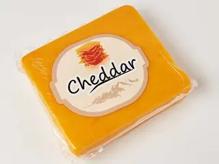 Сир чедер червоний (200g)