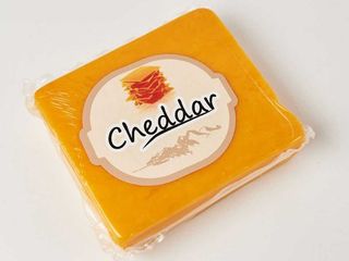 Сир чедер червоний (200g)